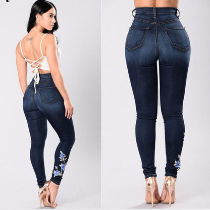 Embroidered slim fit jeans